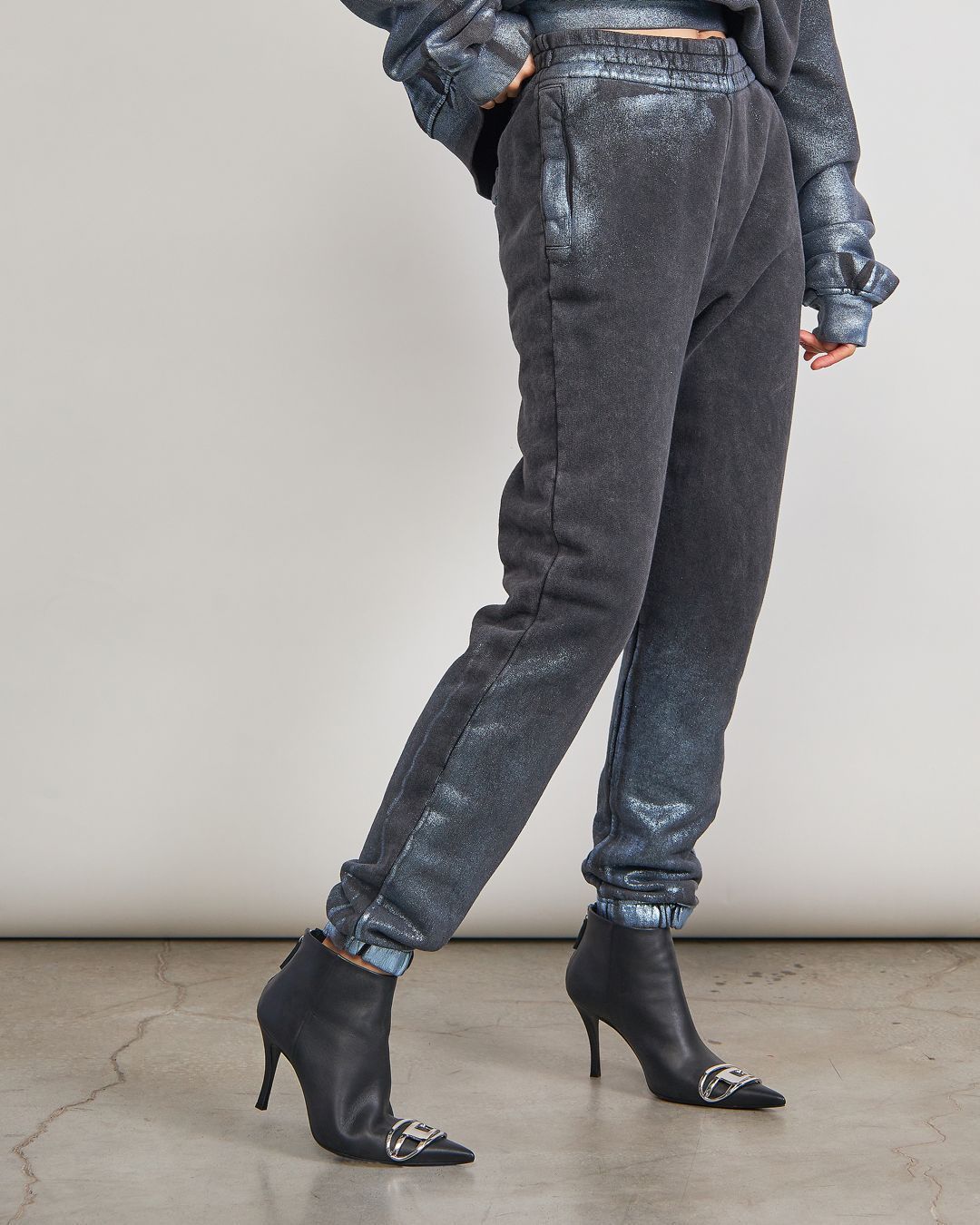 Купить Брюки DIESEL