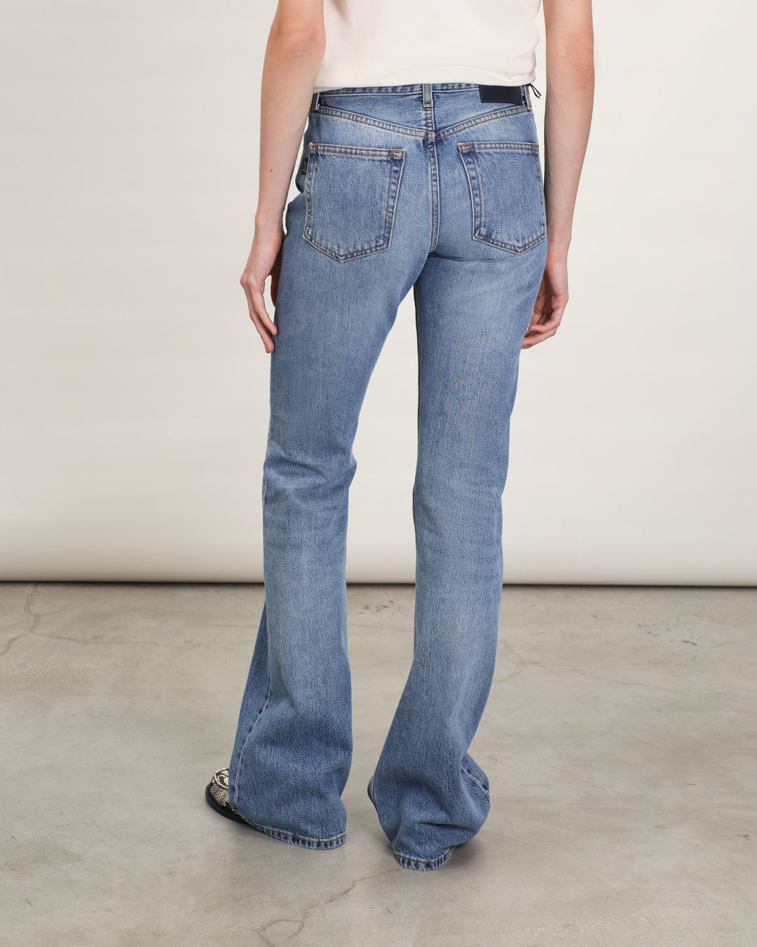 Купить Джинсы HAIKURE