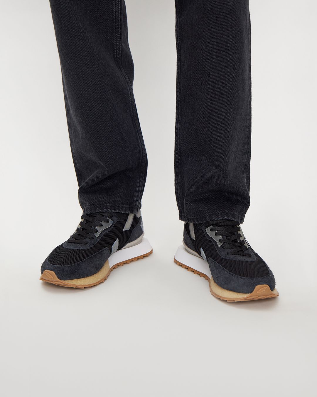 Купить Кроссовки GHOUD