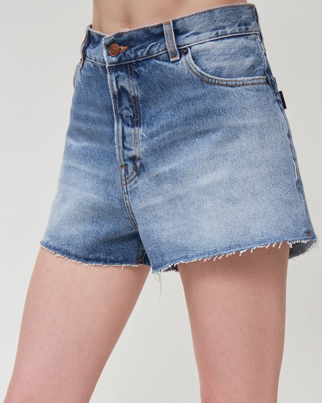 Купить Шорты HAIKURE