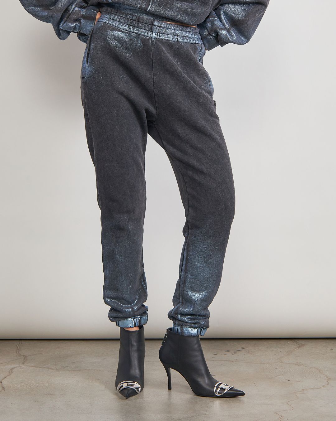 Купить Брюки DIESEL