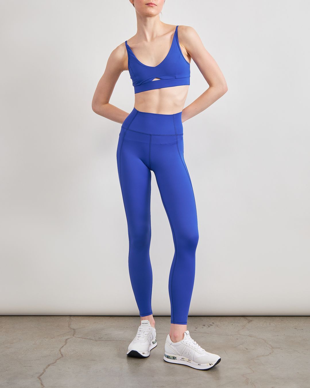 Купить Топ ALMOND CREW