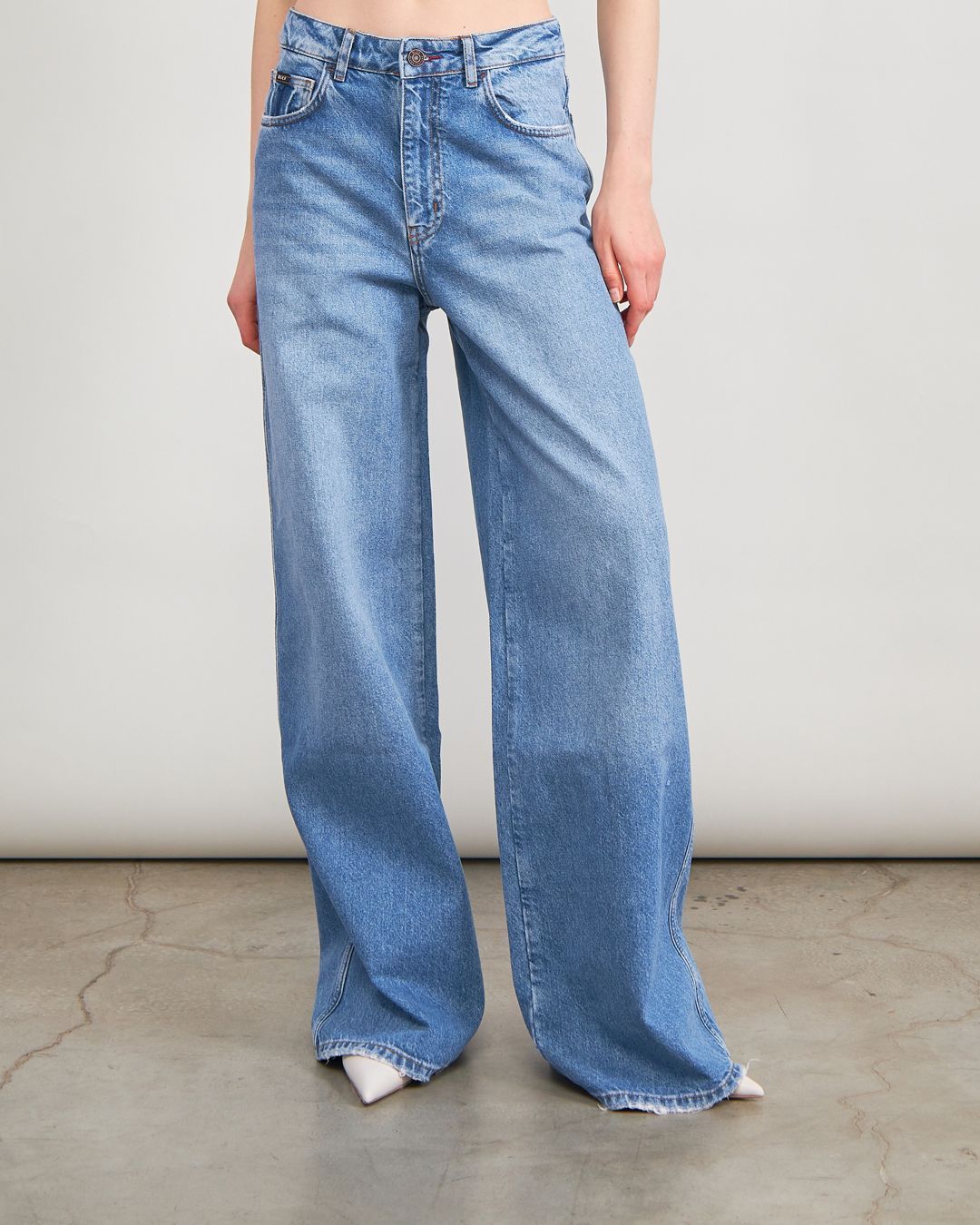 Купить Джинсы BLCV