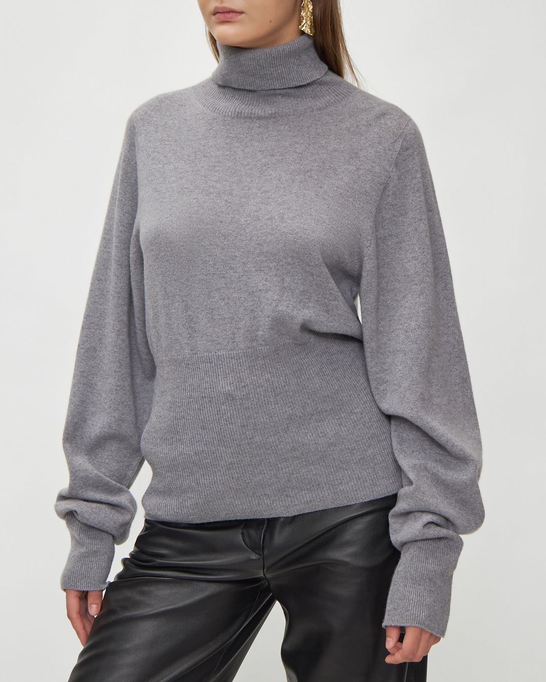 Купить Свитер LOW CLASSIC