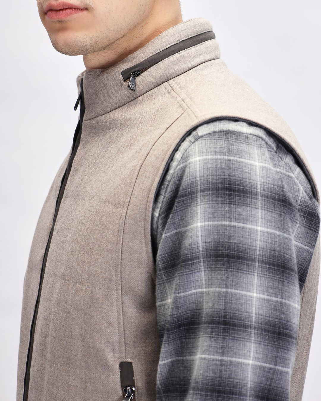 Купить Жилет CORNELIANI