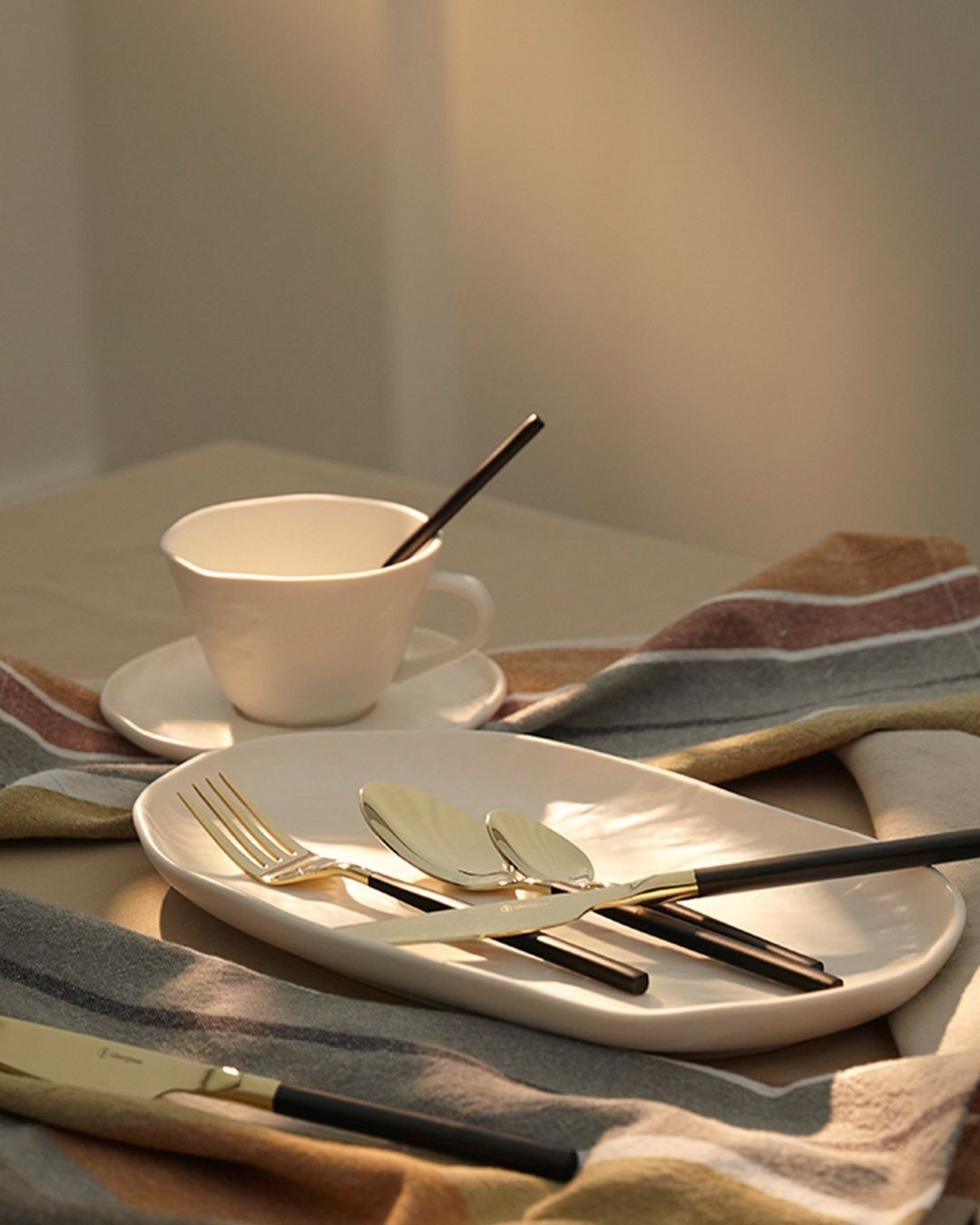 Купить Набор столовых приборов LIBERTY JONES