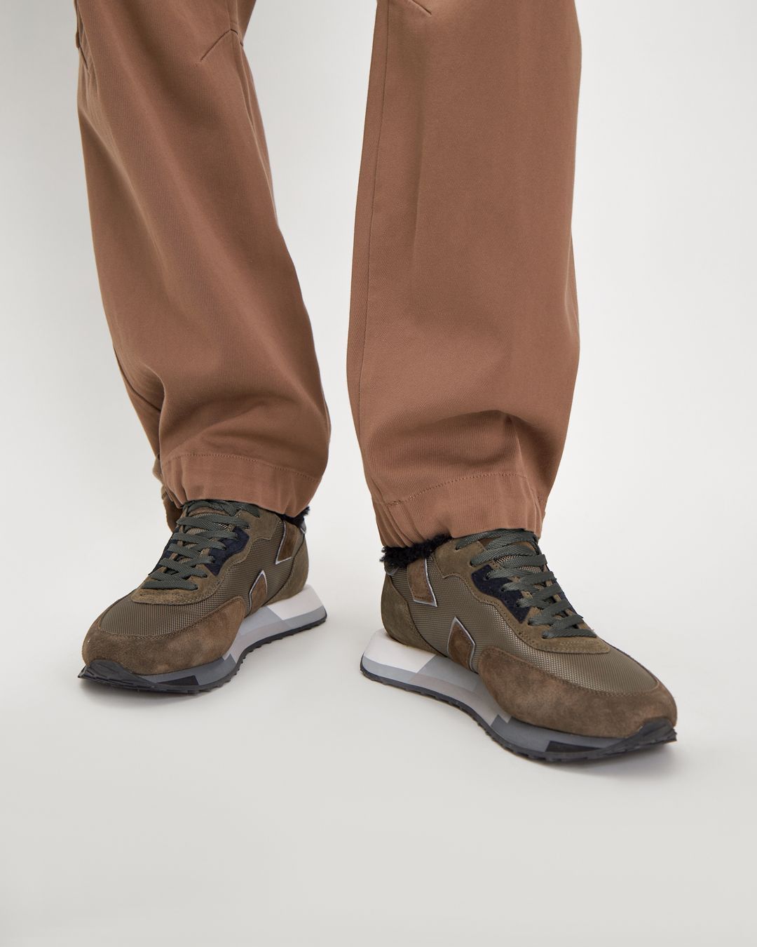 Купить Кроссовки GHOUD