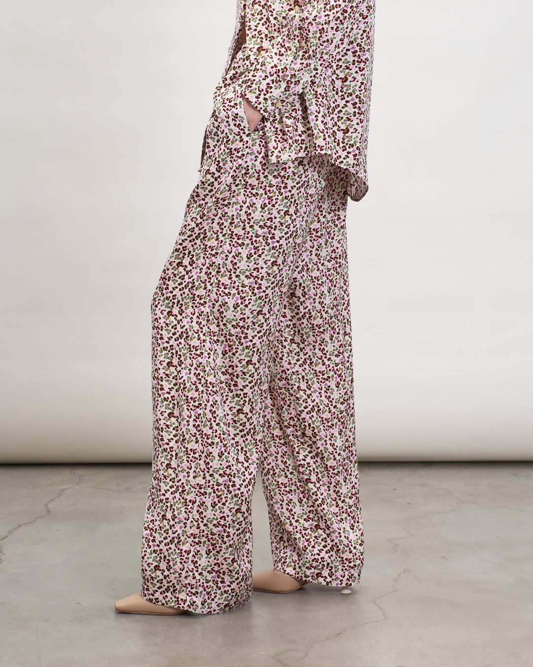 Купить Брюки OLOLOL