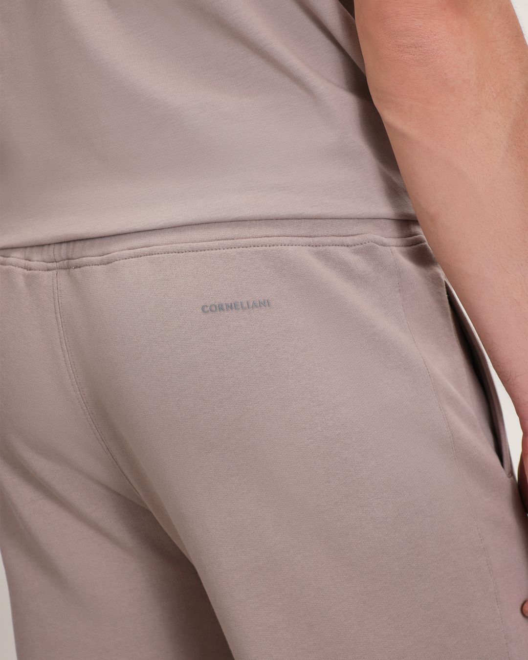 Купить Брюки CORNELIANI