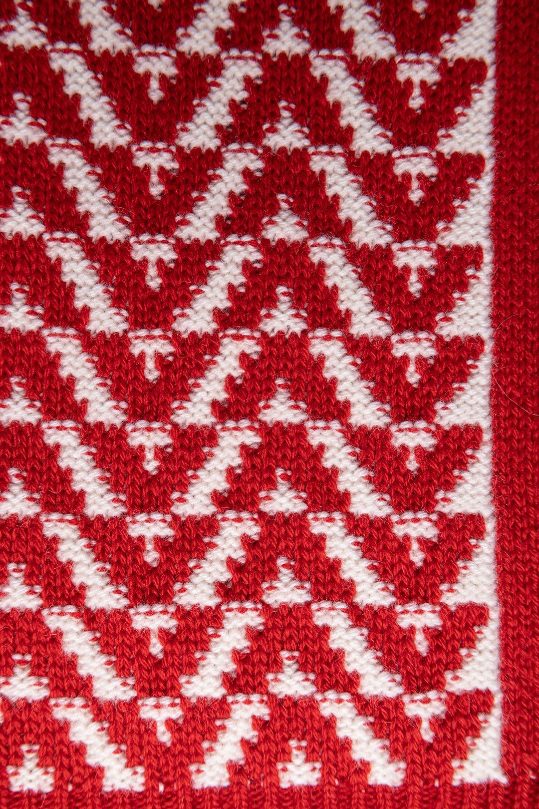 Купить Шарф VALENTINO