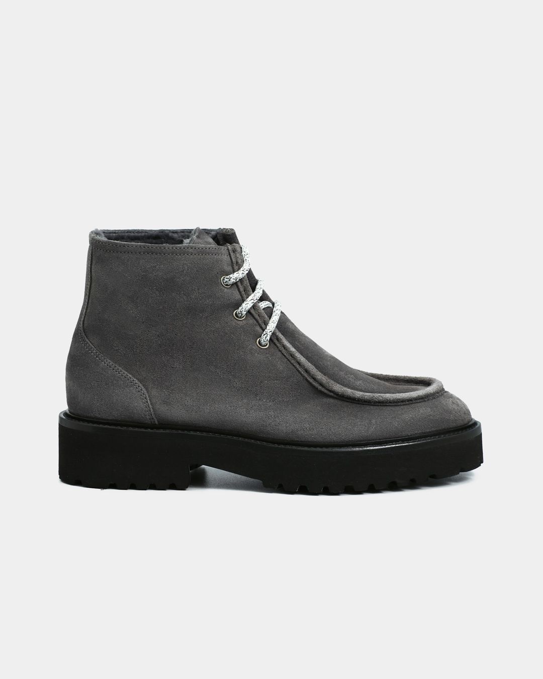 Купить Ботинки DOUCALS