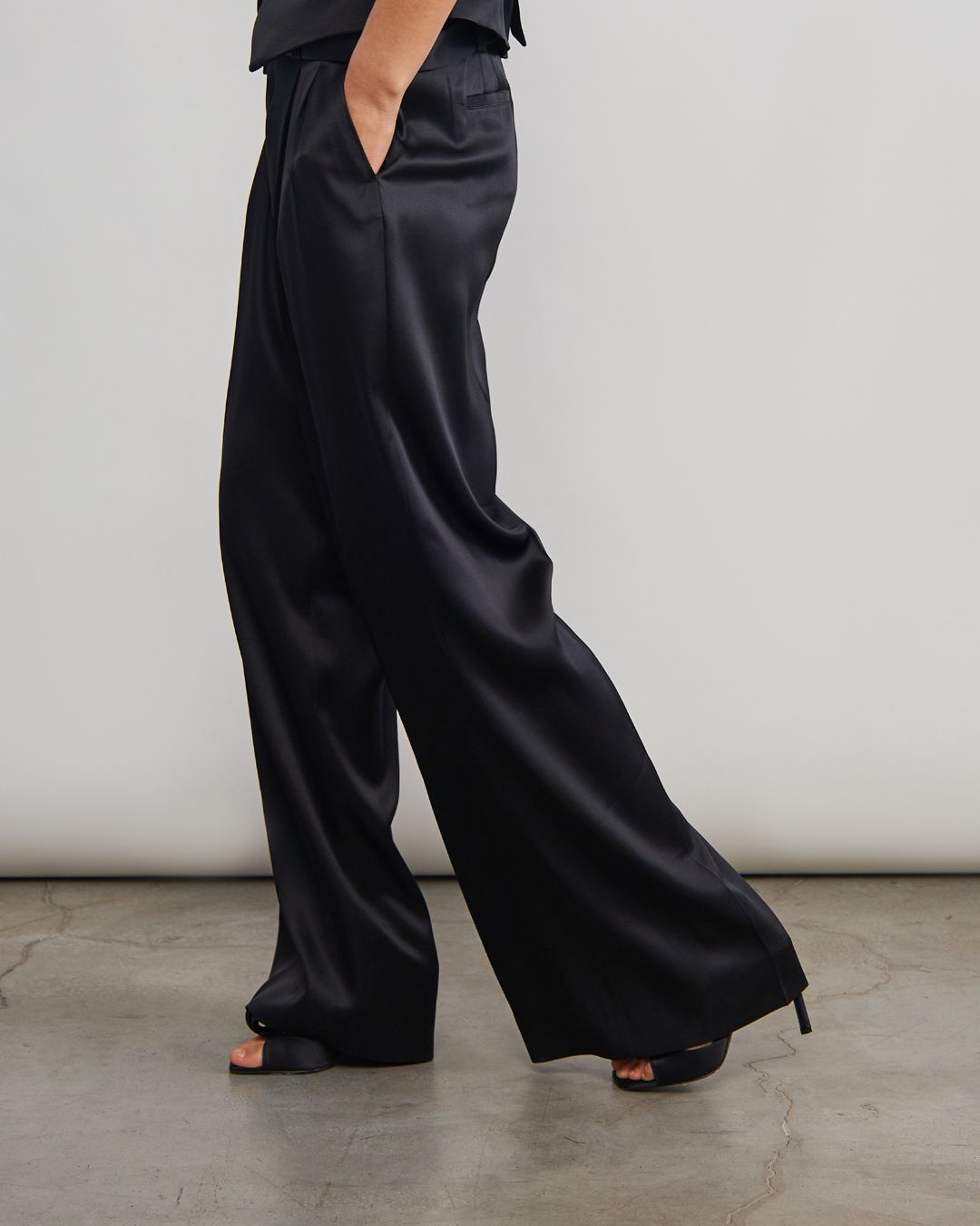 Купить Брюки JACOB LEE