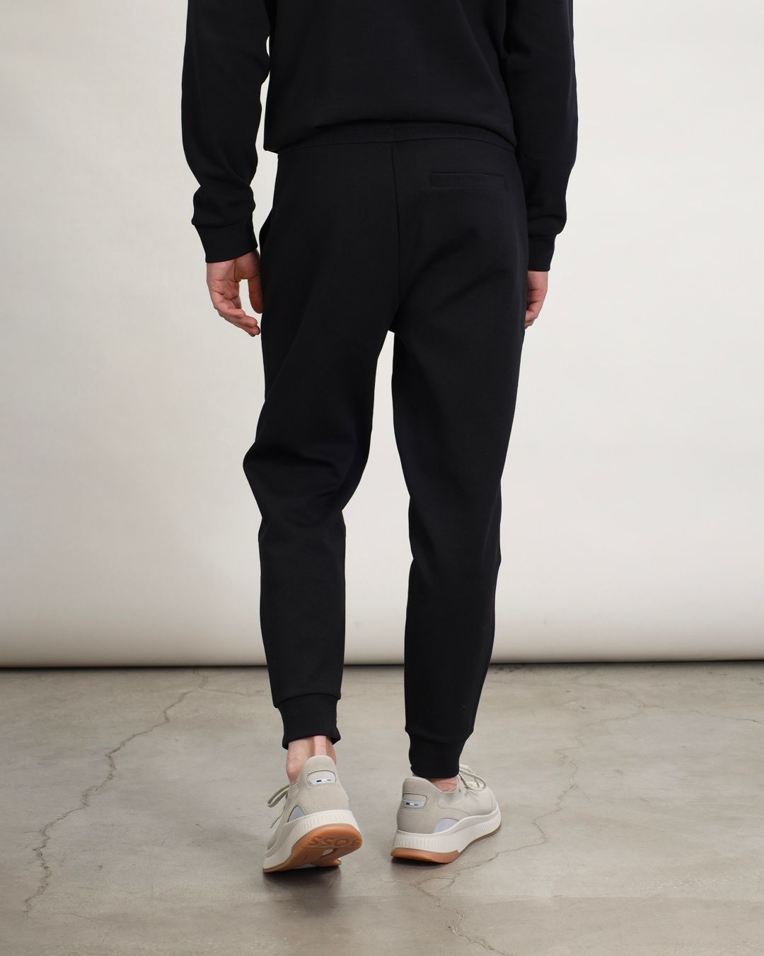 Купить Брюки HUGO BOSS