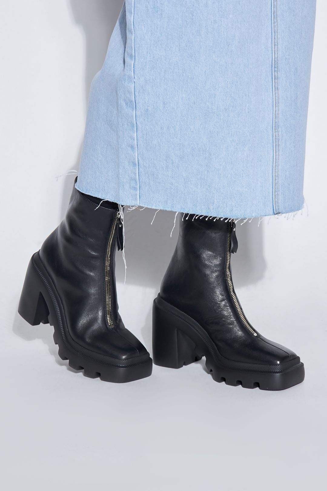 Купить Ботильоны VIC MATIE