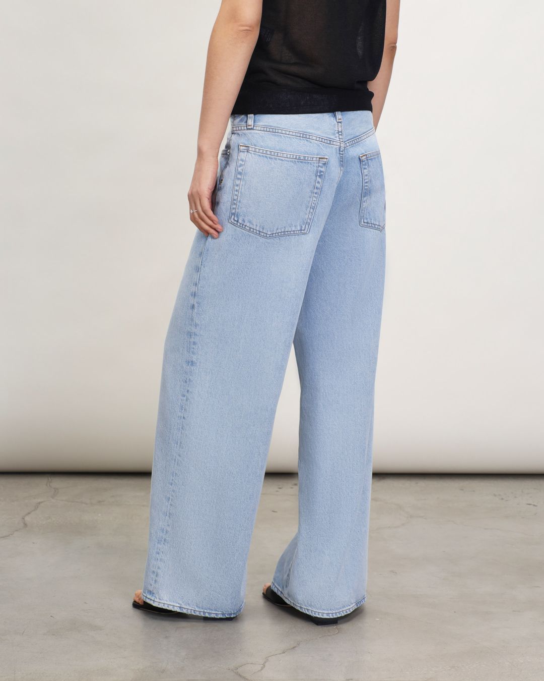 Купить Джинсы FRAME