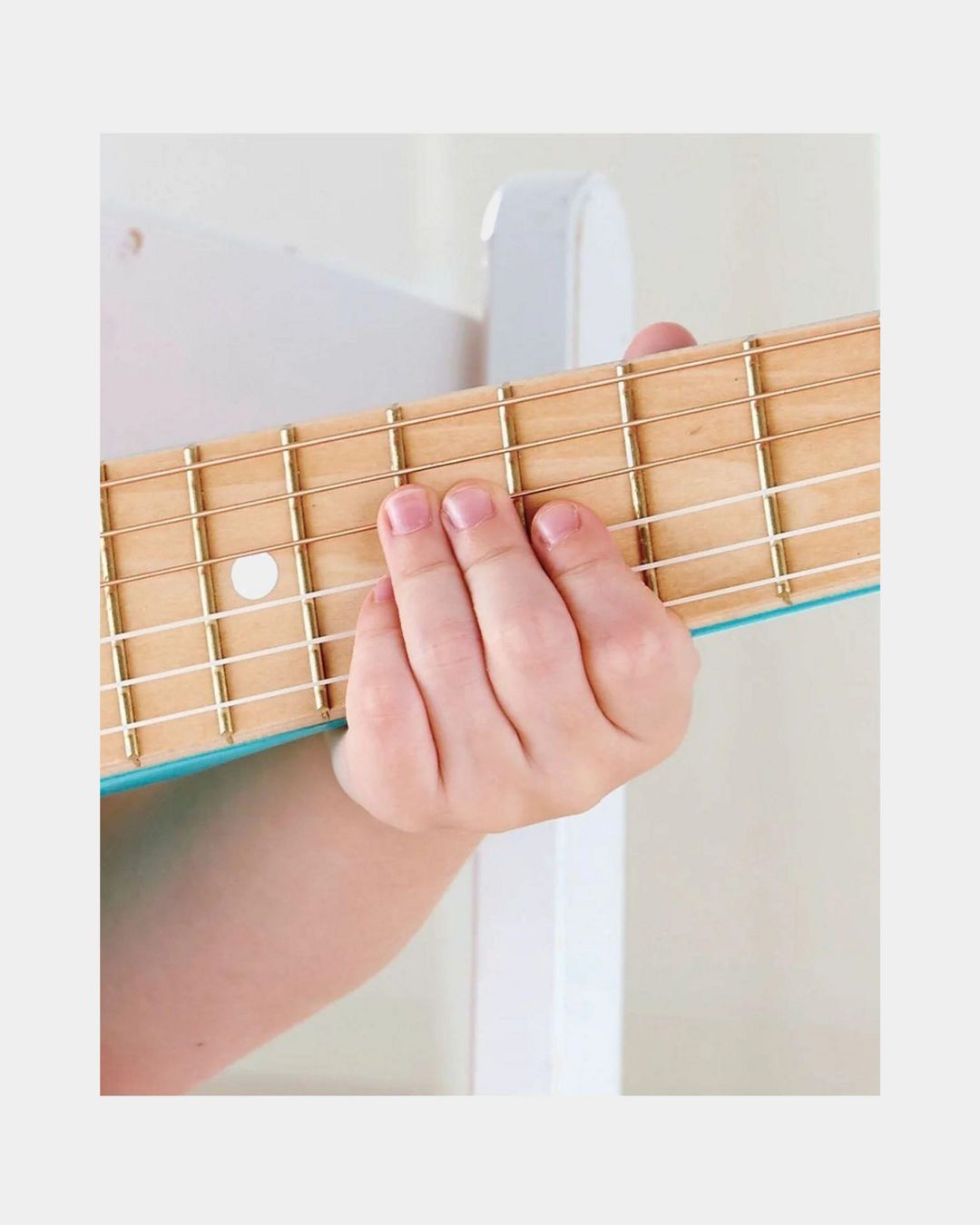 Купить Музыкальная игрушка гитара  цветы HAPE