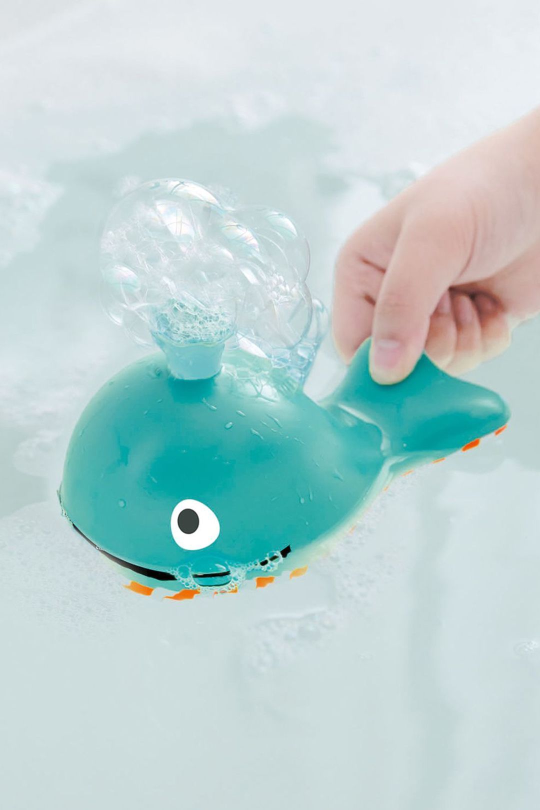 Купить Игрушка для купания кит пускающий пузырьки HAPE