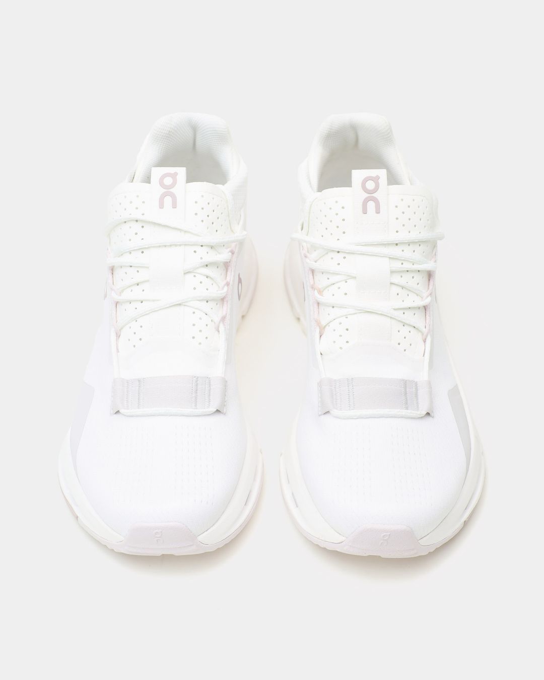 Купить Кроссовки ON