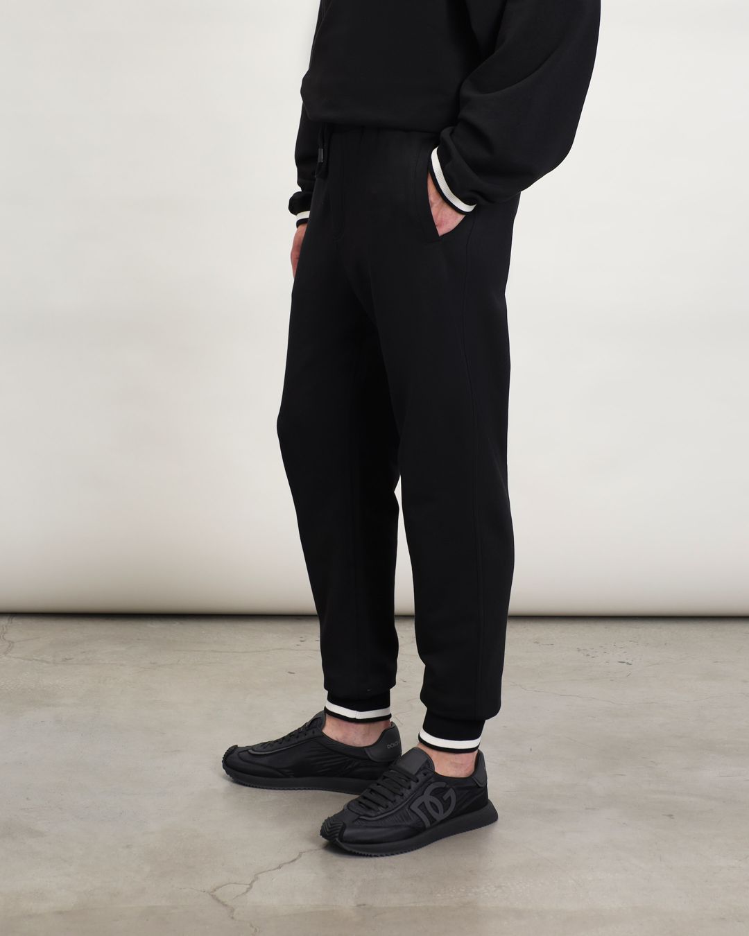 Купить Брюки DOLCE & GABBANA