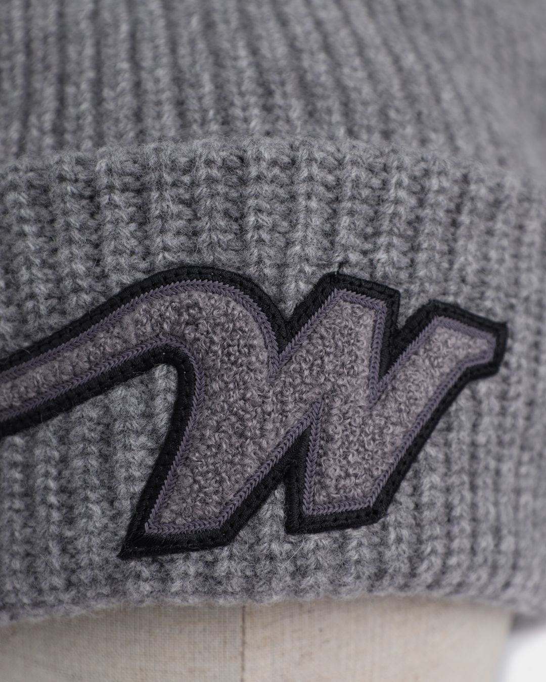 Купить Шапка WEEKEND MAX MARA