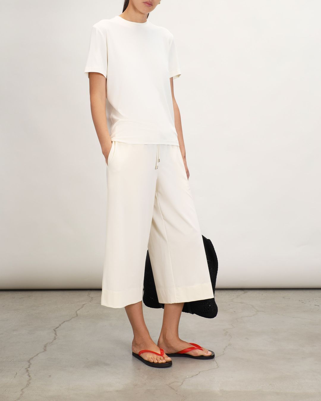 Купить Футболка LOGINOVA