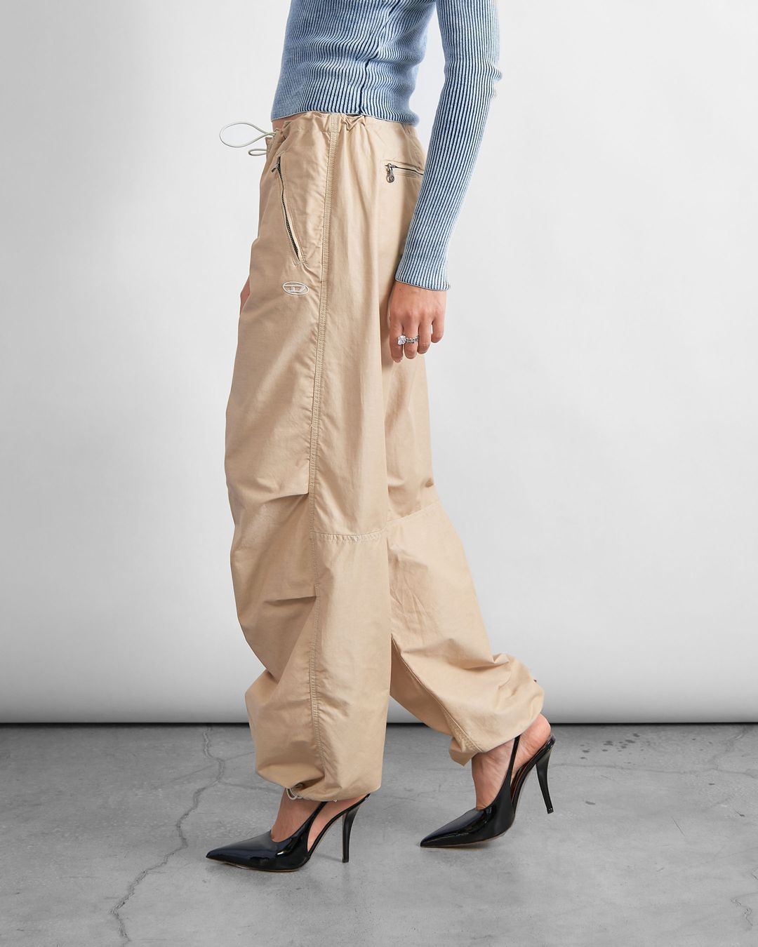 Купить Брюки DIESEL