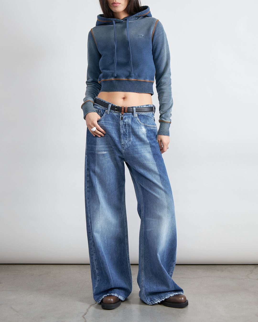 Купить Джинсы DIESEL