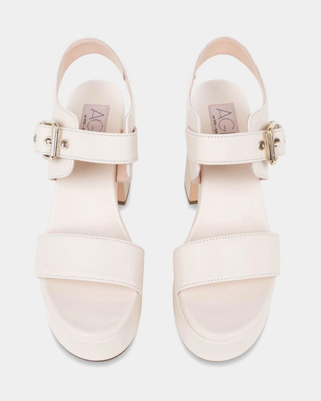 Купить Туфли AGL