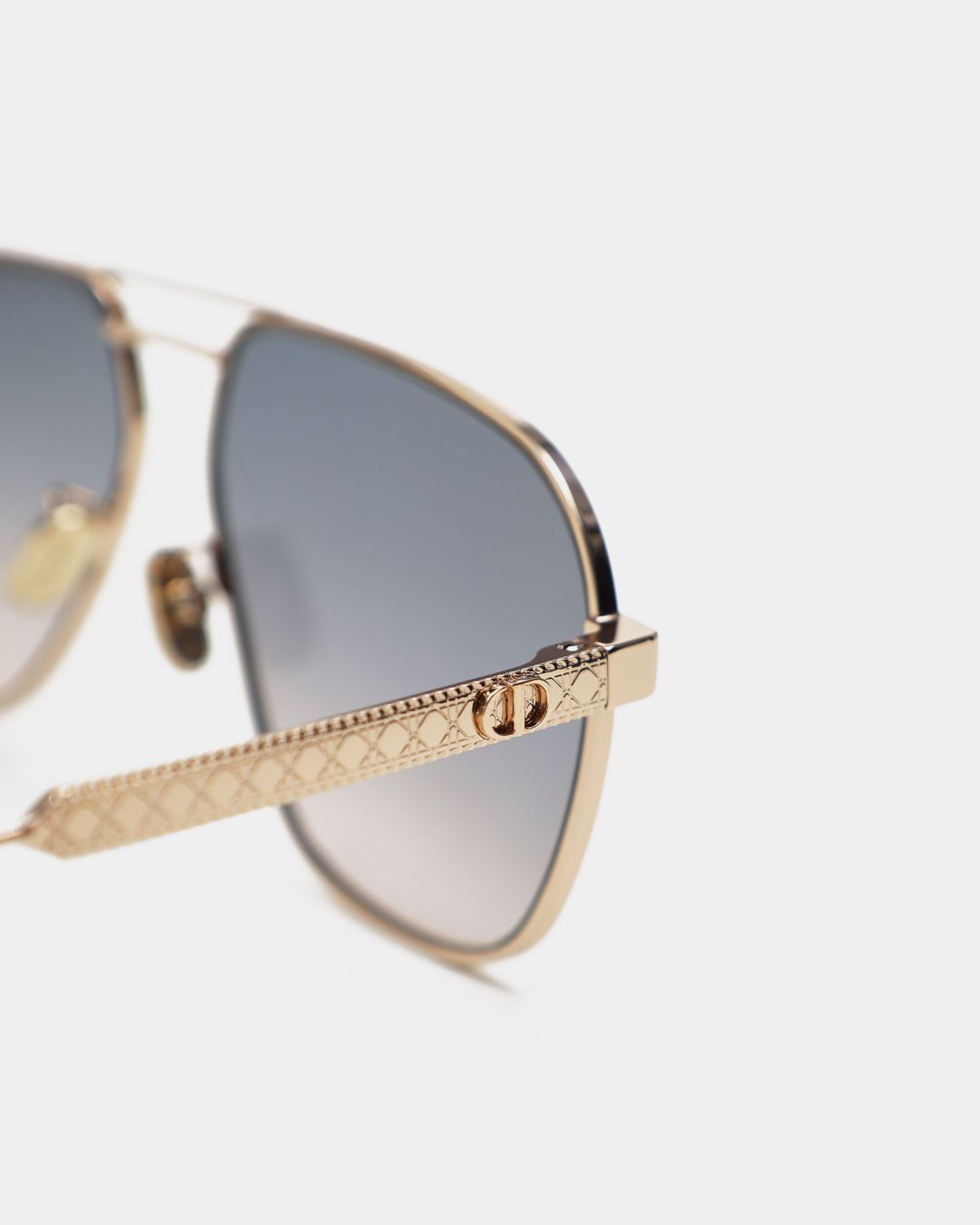 Купить Очки DIOR EYEWEAR