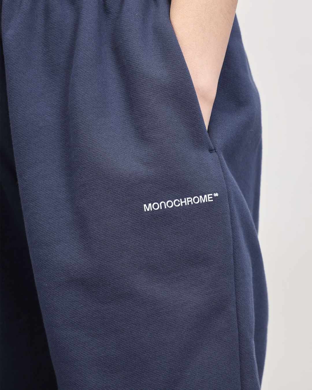 Купить Брюки MONOCHROME