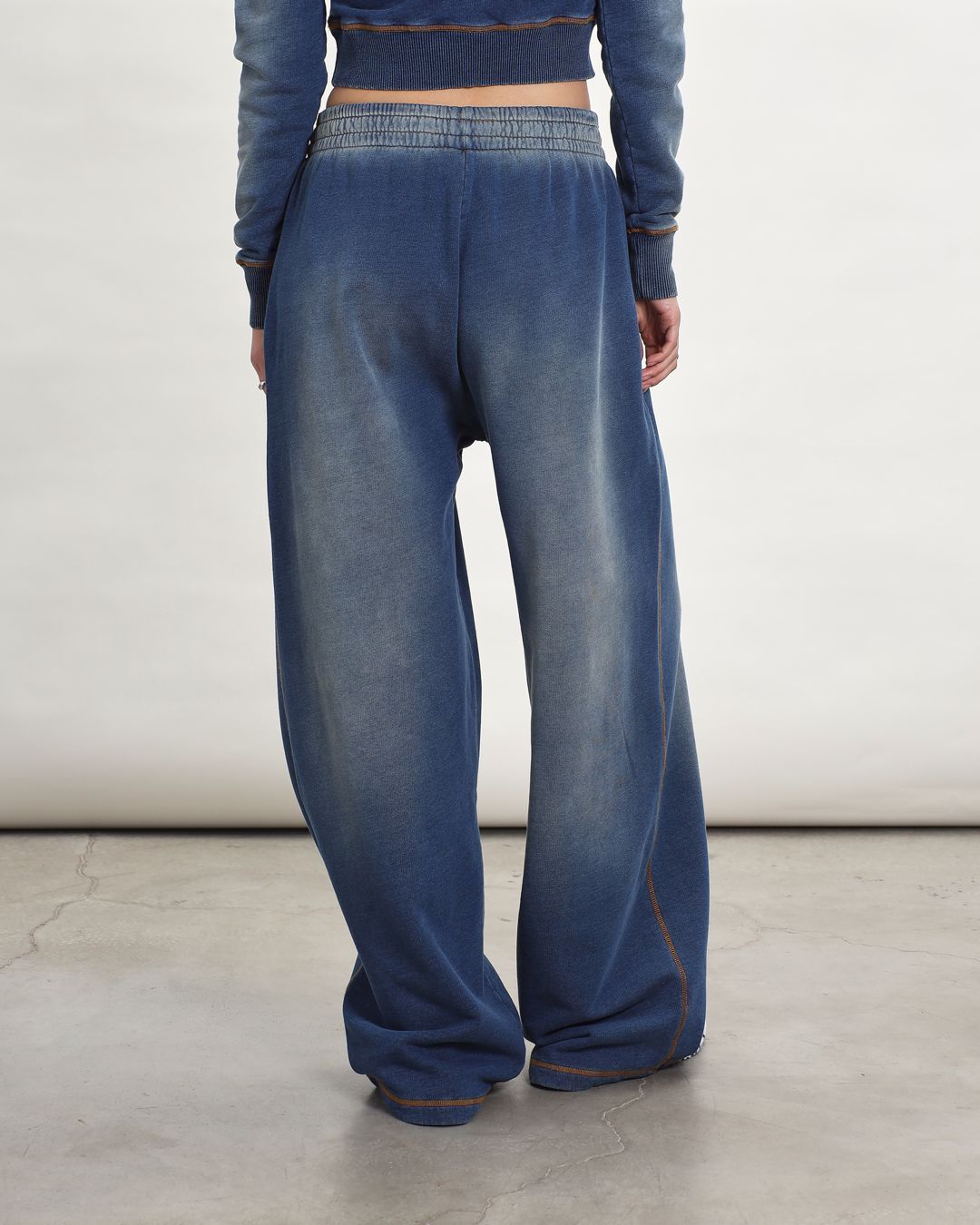 Купить Брюки DIESEL