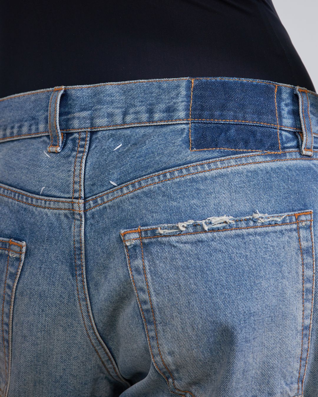 Купить Джинсы MAISON MARGIELA