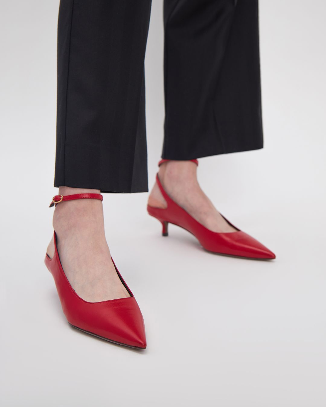 Купить Туфли NEOUS