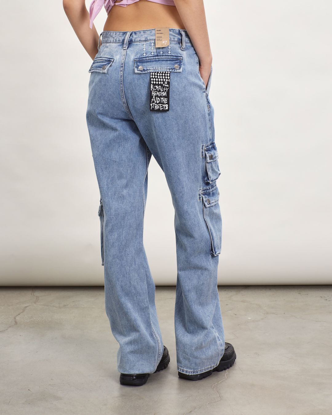 Купить Джинсы KSUBI