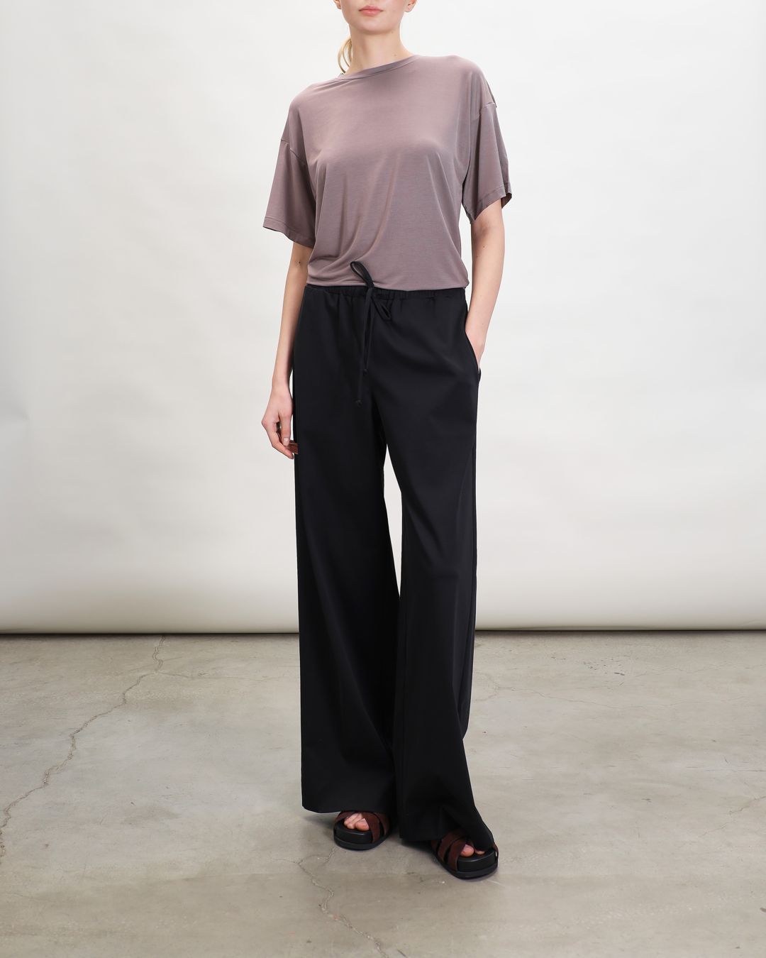 Купить Футболка LOGINOVA