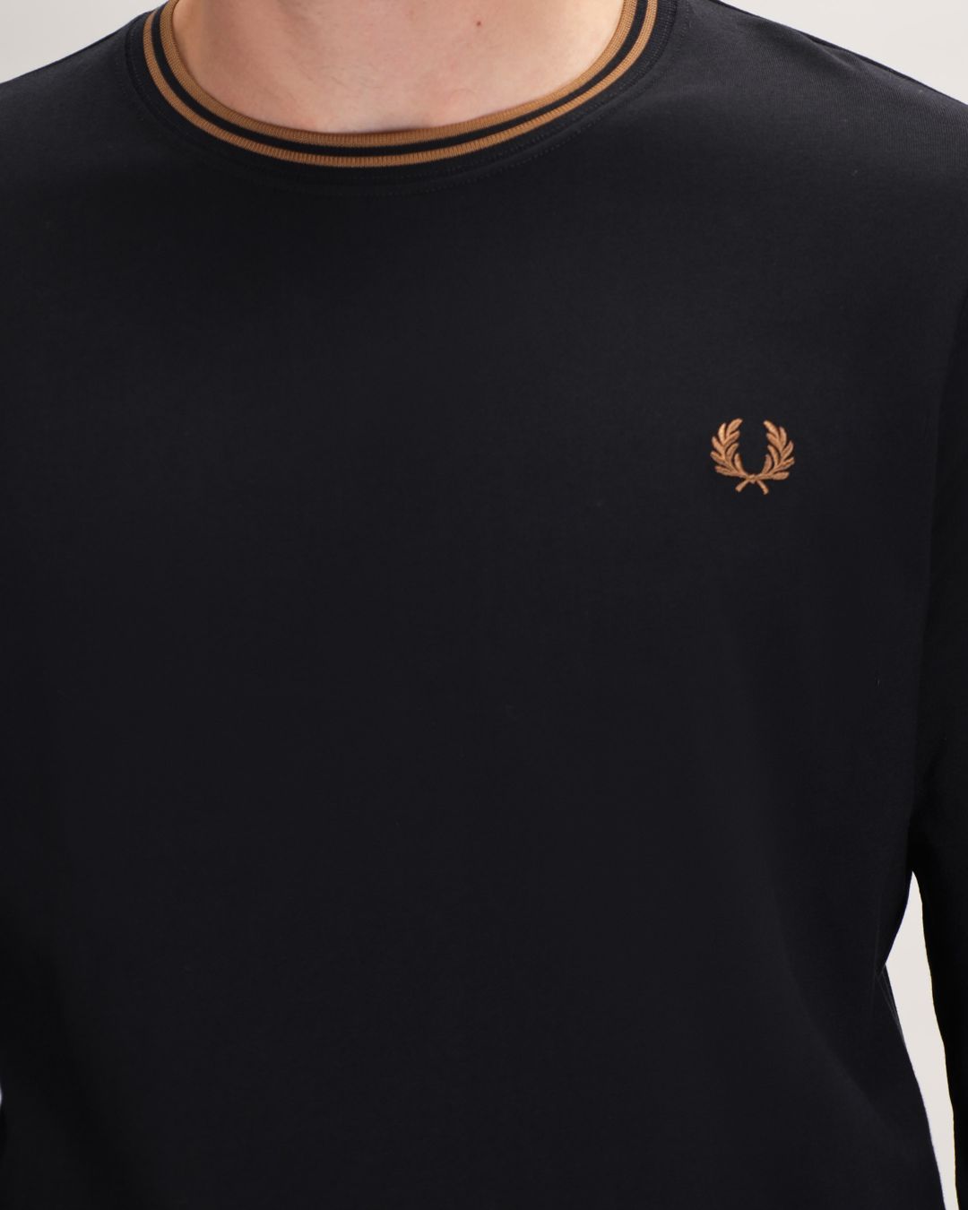 Купить Лонгслив FRED PERRY