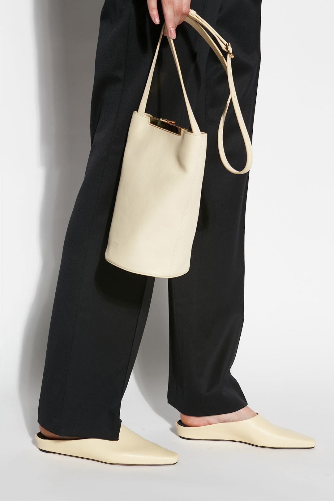 Купить Туфли NEOUS