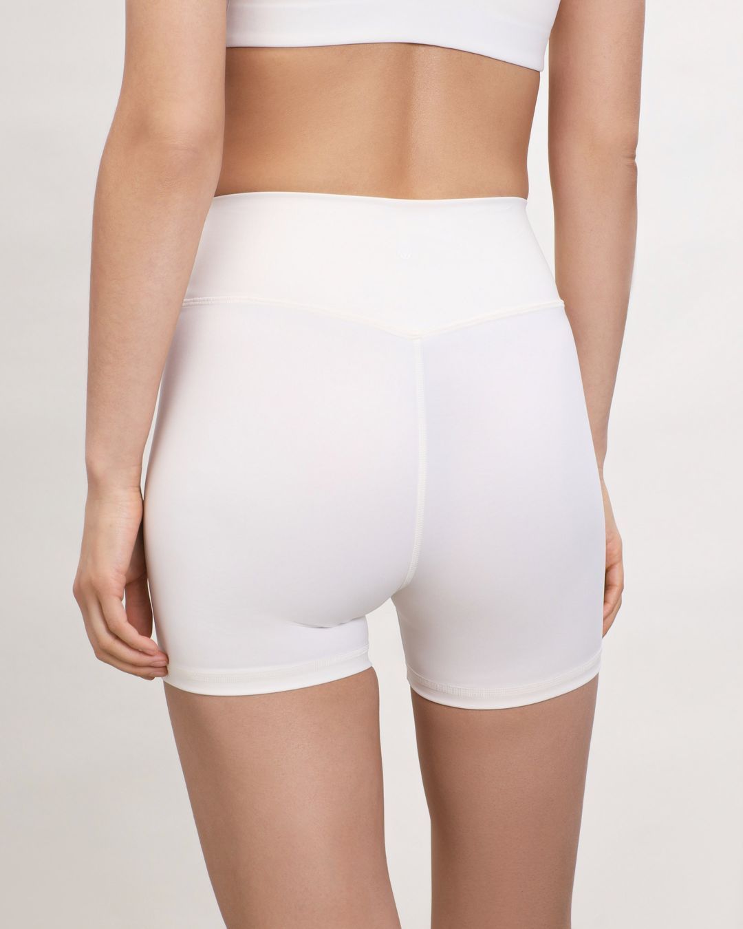 Купить Шорты ALMOND CREW