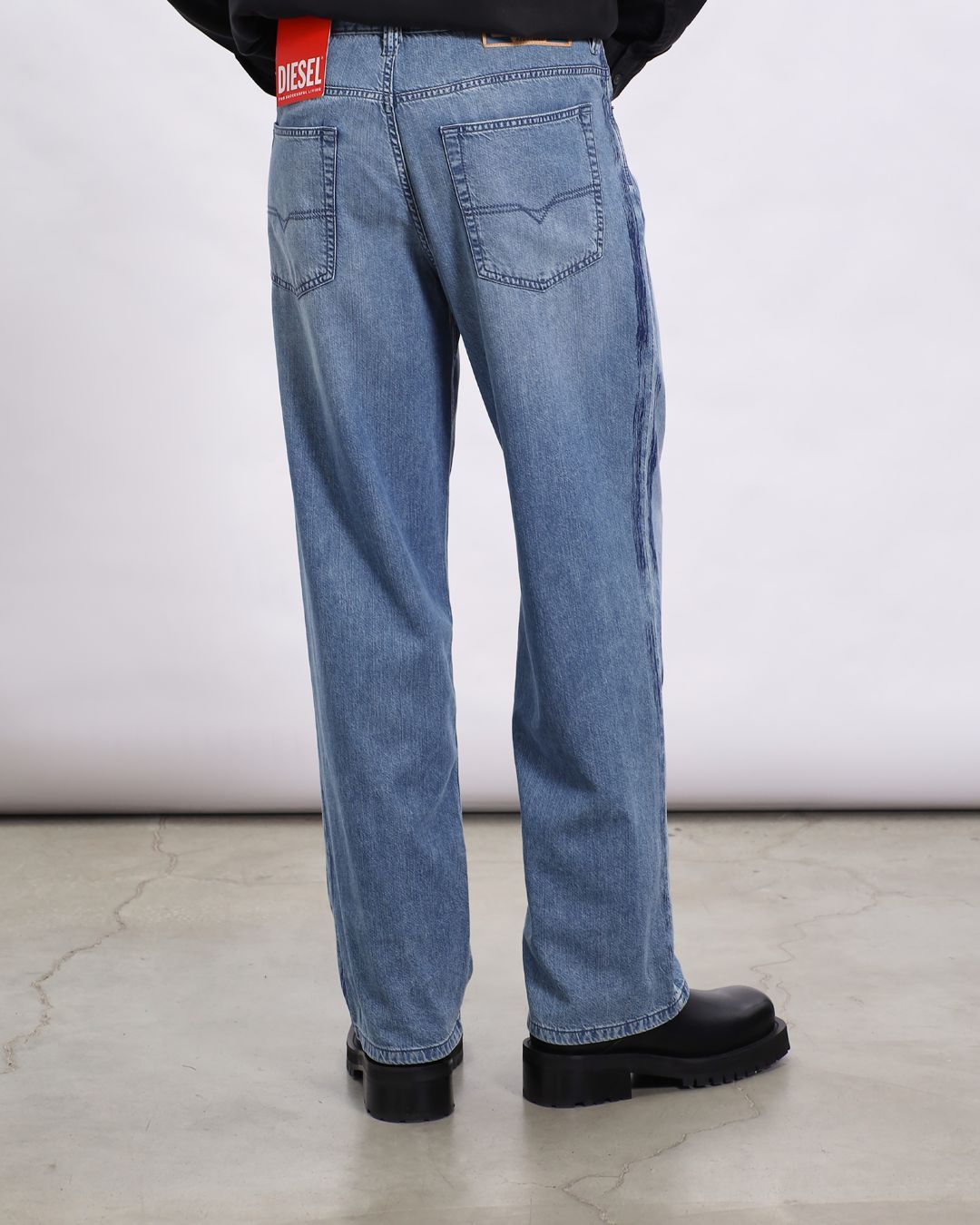 Купить Джинсы DIESEL MEN