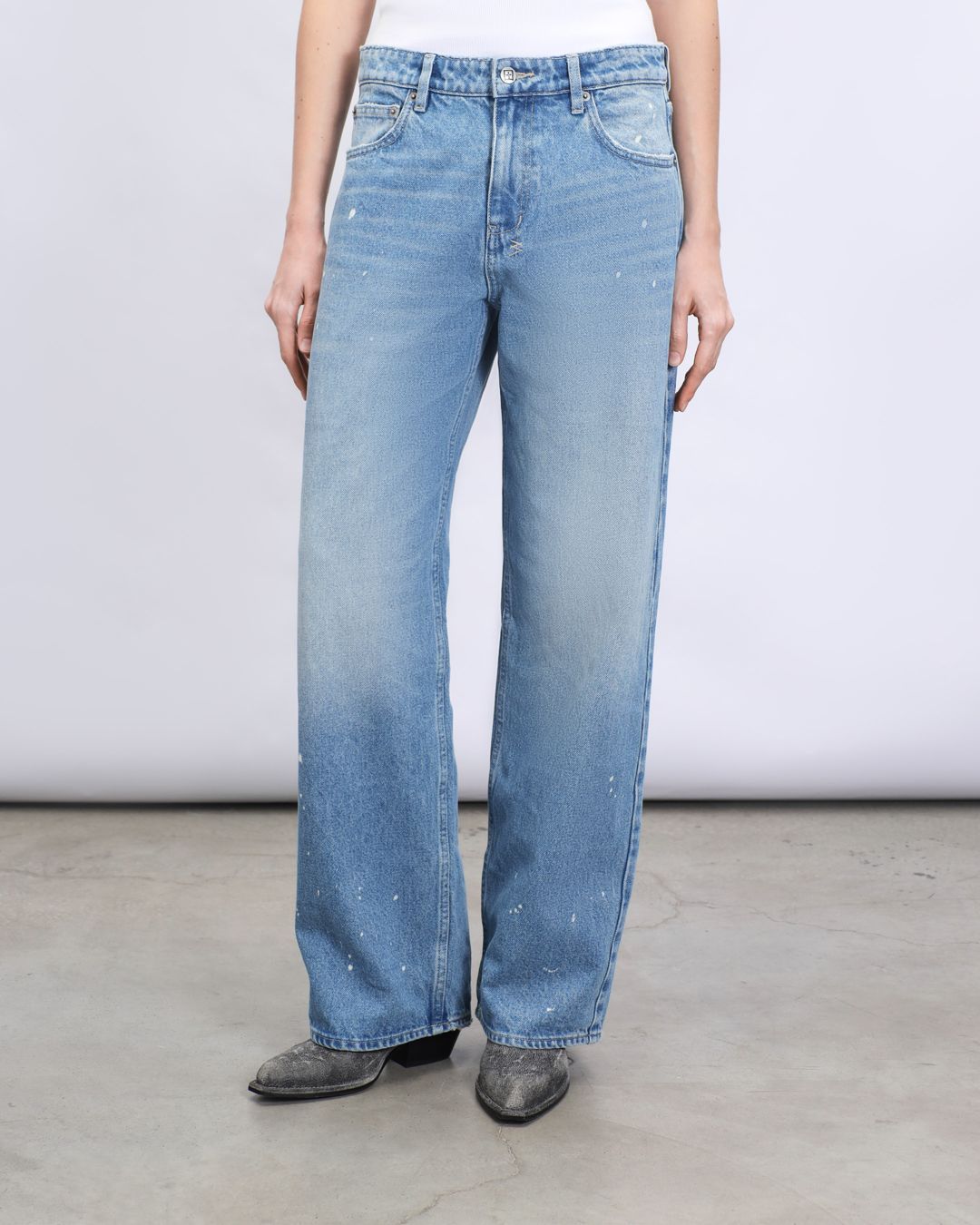 Купить Джинсы KSUBI