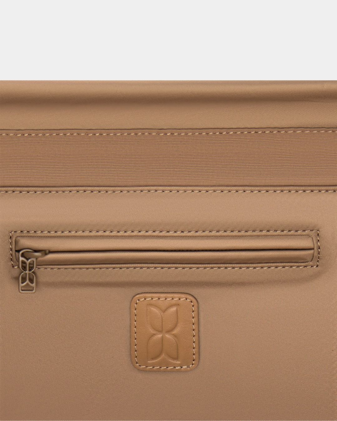 Купить Рюкзак MONOCHROME