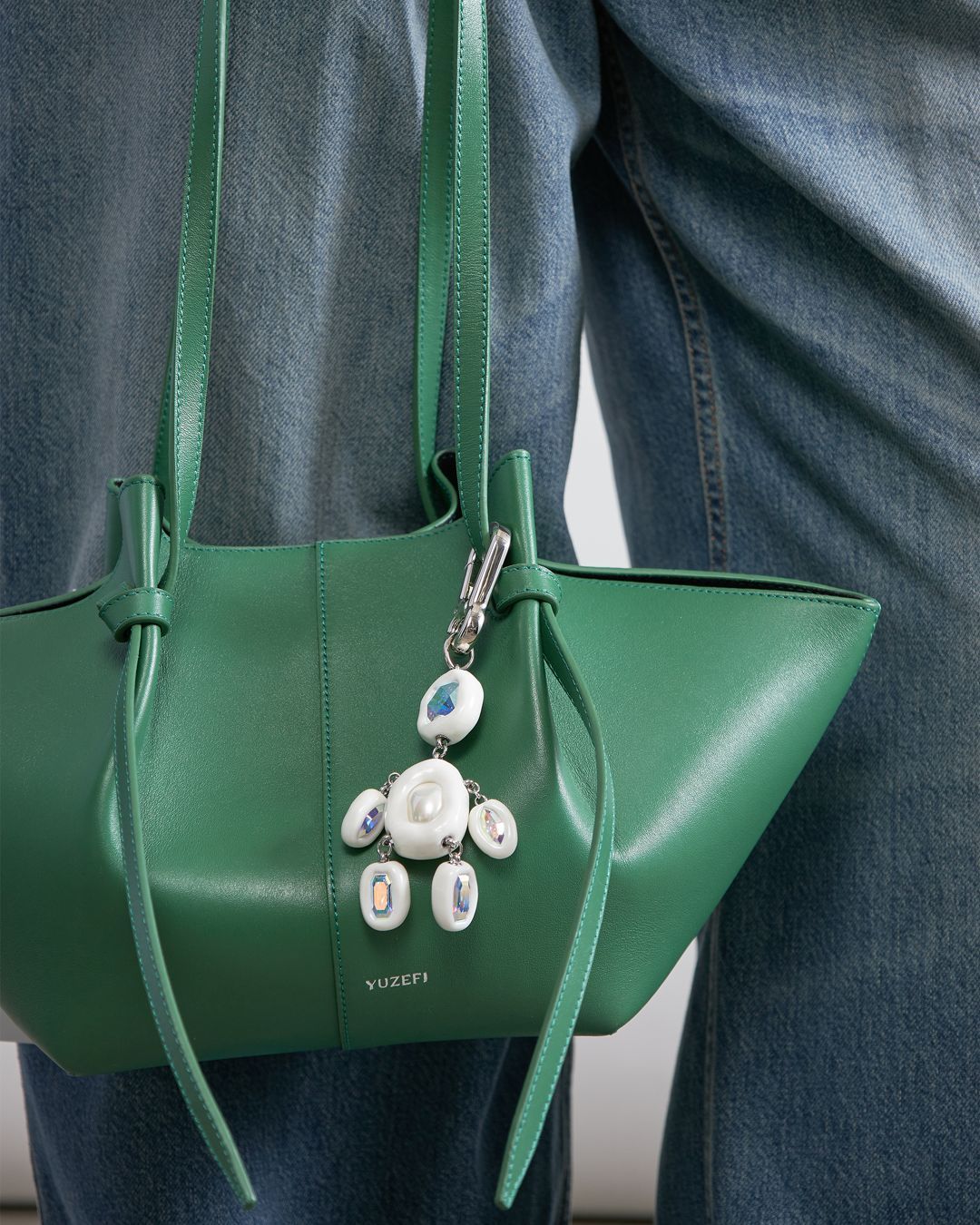 Купить Брелок LILI ARCHIVE