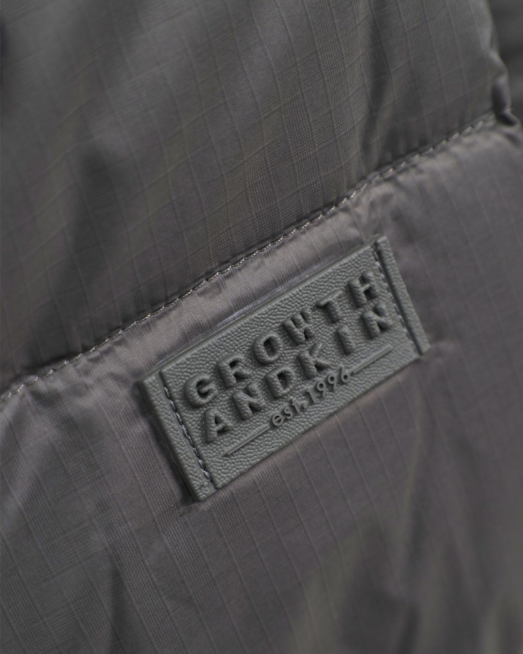 Купить Пуховик GNK