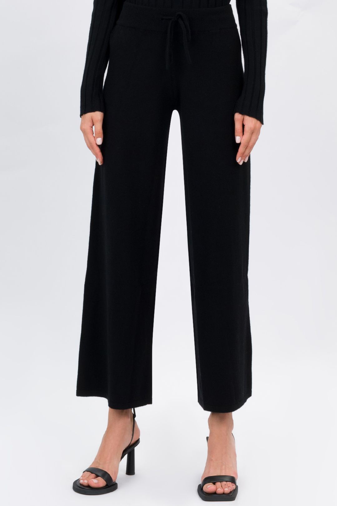 Купить Брюки LISA YANG