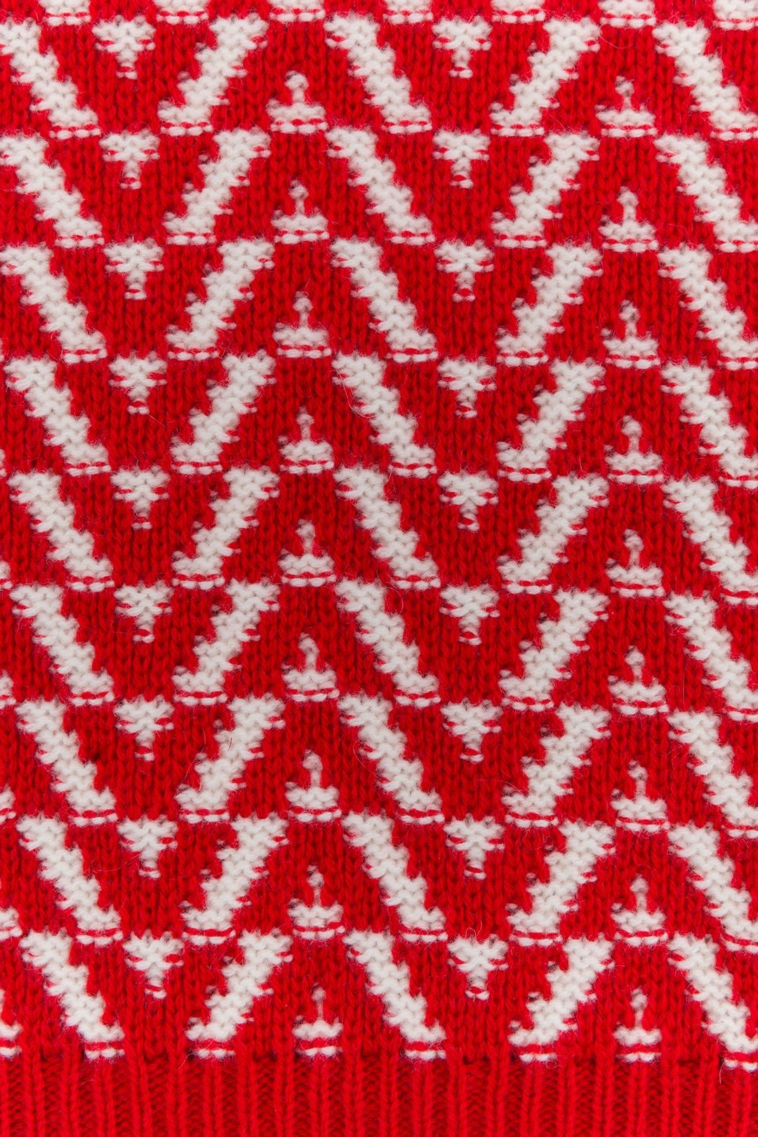 Купить Шапка VALENTINO