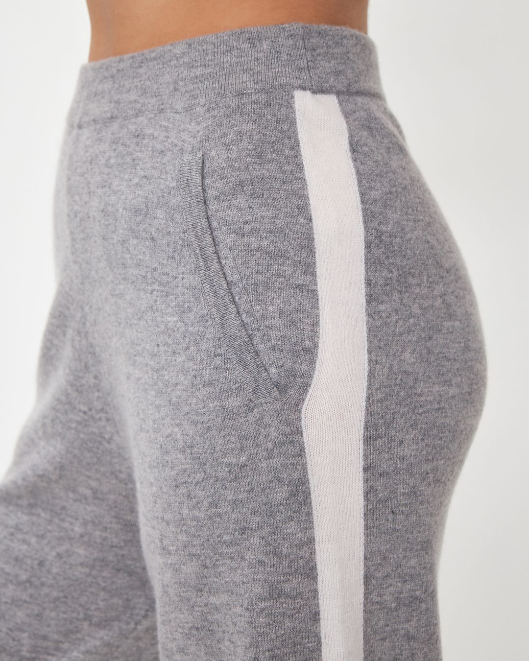 Купить Брюки ALLUDE