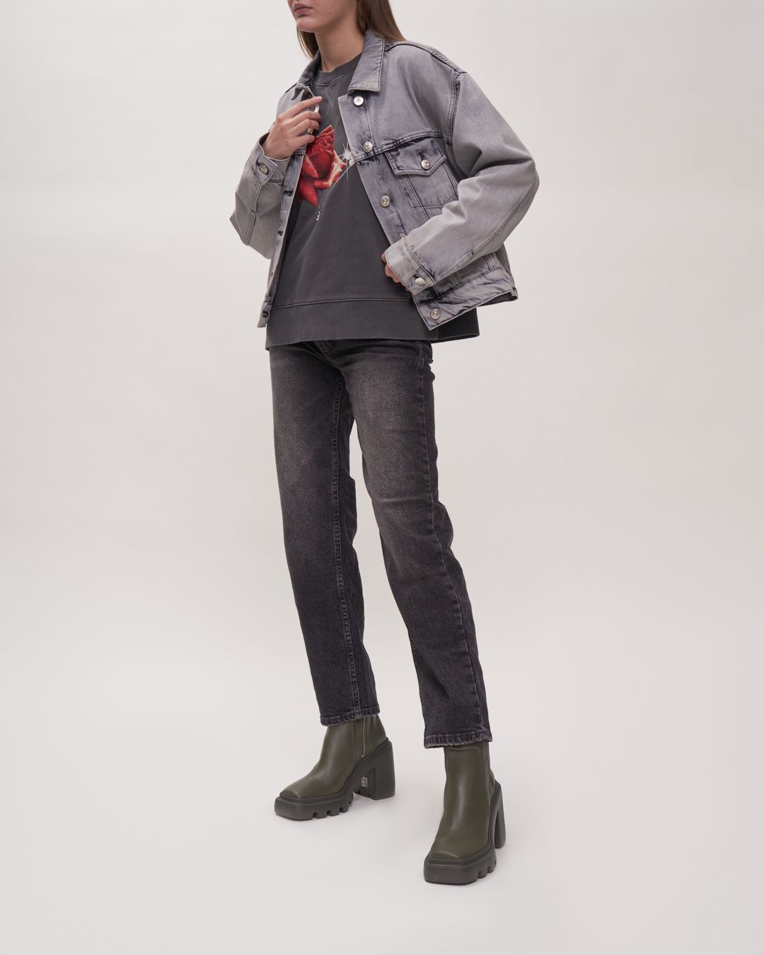 Купить Джинсы KSUBI