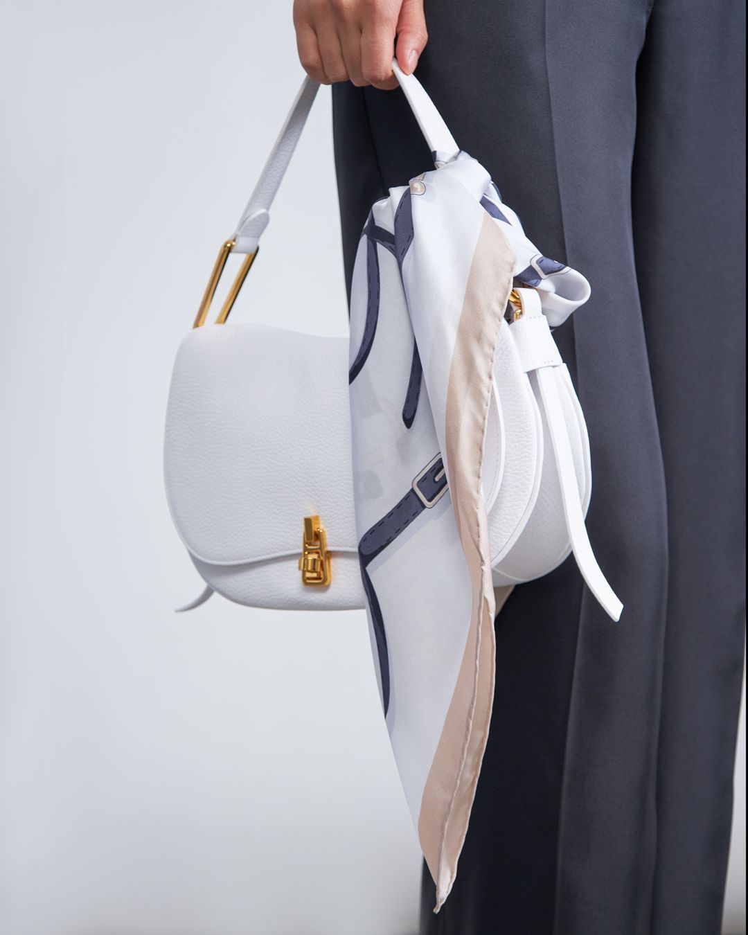 Купить Платок FURLA