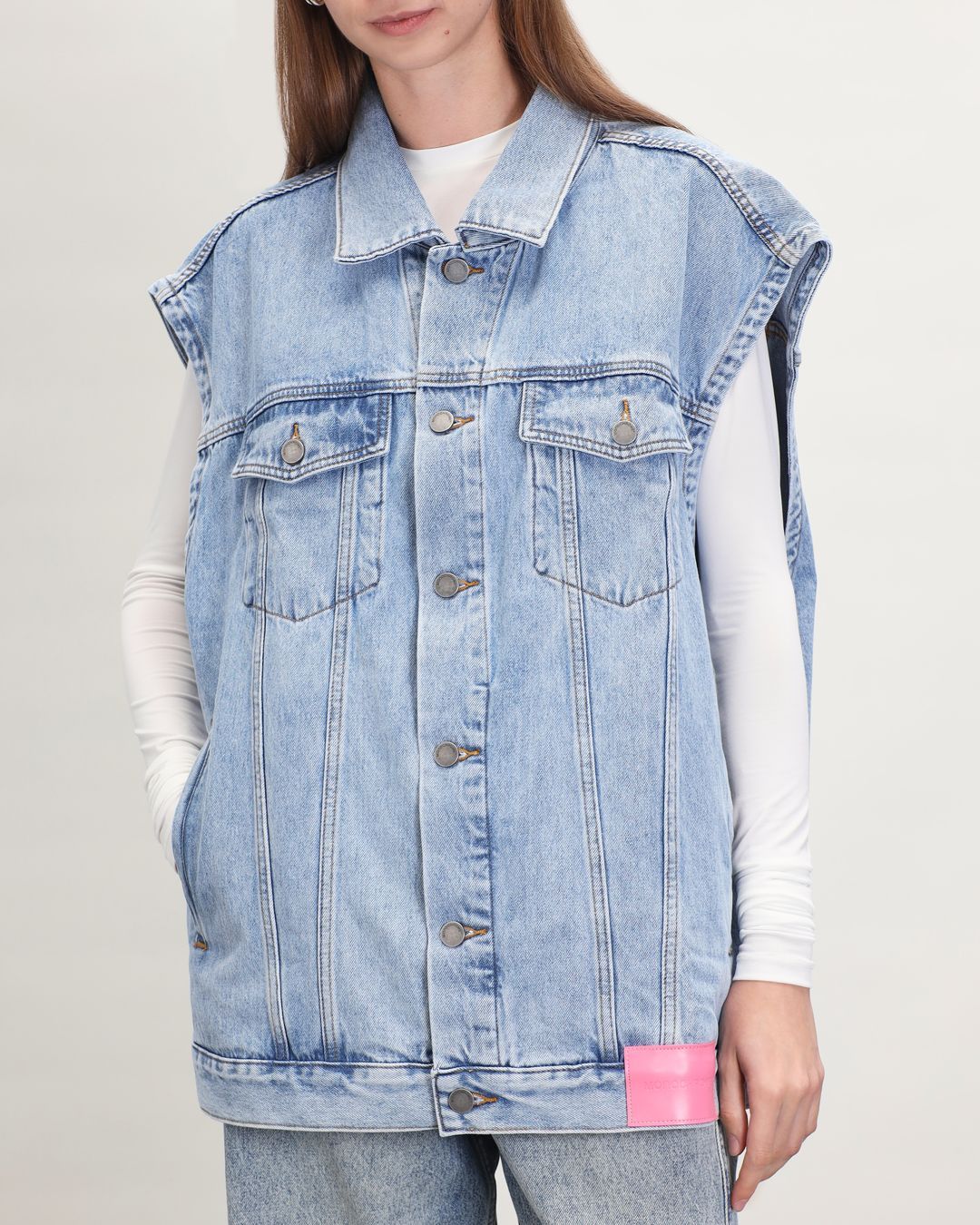 Купить Жилет MONOCHROME