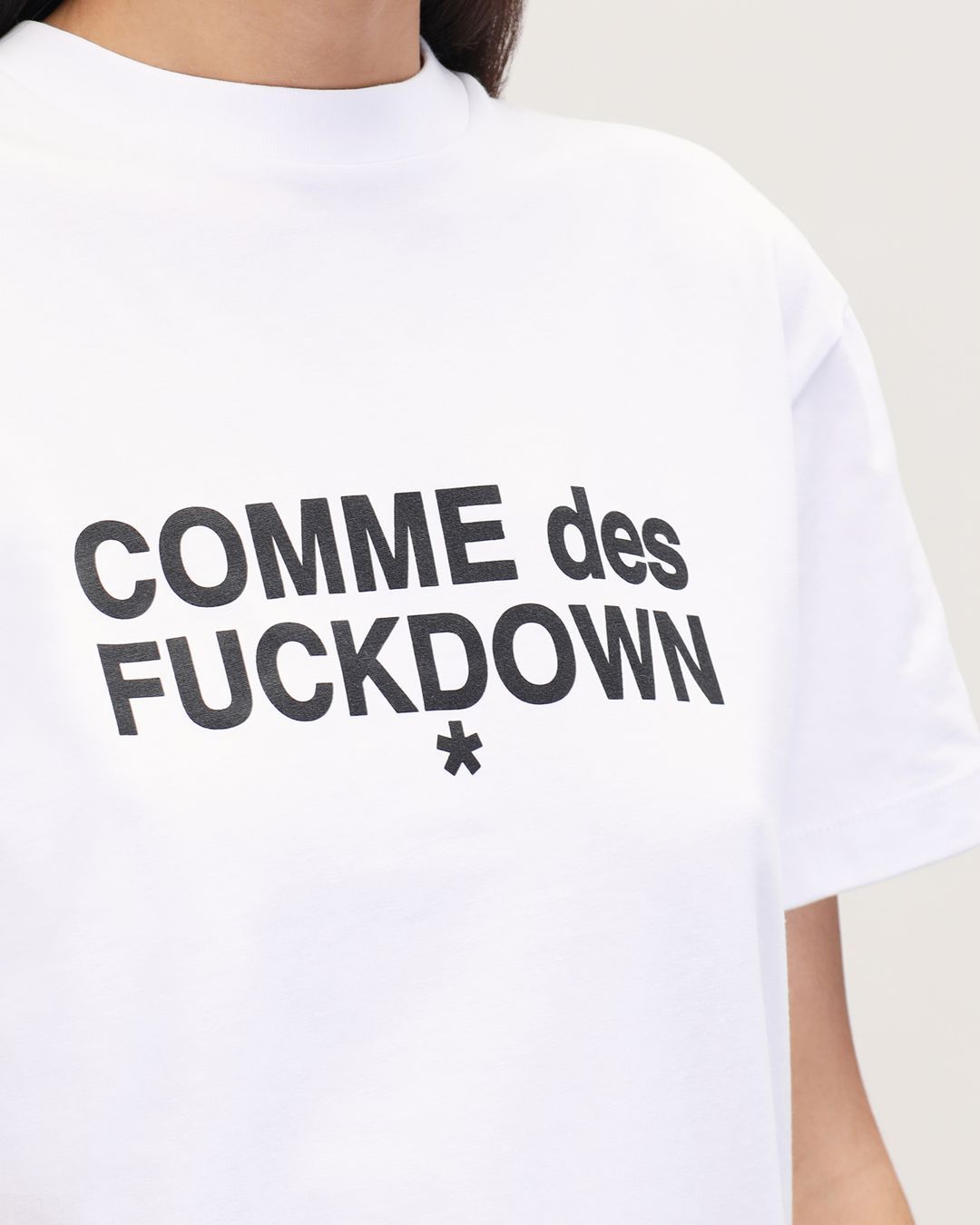 Купить Футболка COMME DES FUCKDOWN